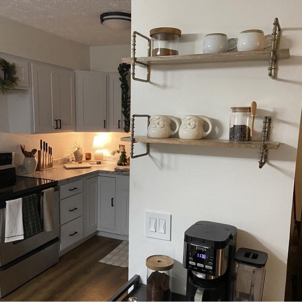 Twisted Brass and Wood Singular Wall Shelf, 24” Hearth & Hand Magnolia, SOLD OUT - Picture 4 of 6